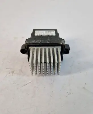 Ford Mondeo MK V Heater blower fan relay F011500104