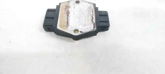 Audi A4 S4 B5 8D Ignition amplifier control unit 8d0905351