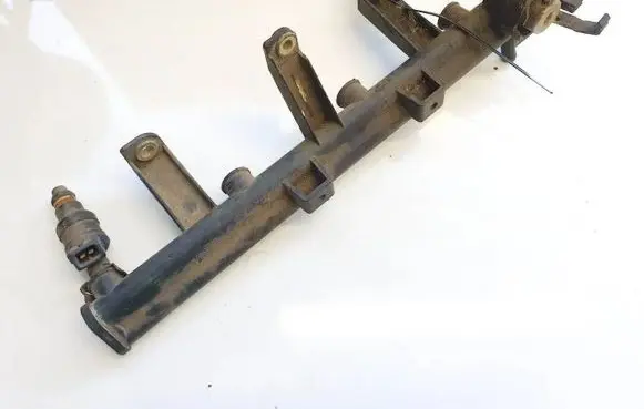 Peugeot 406 Fuel main line pipe 9621783580 0280150446