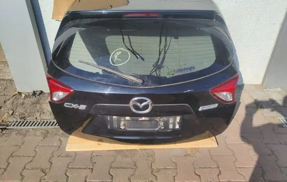 Tailgate/trunk/boot lid