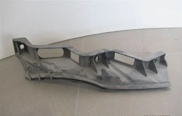 Volkswagen PASSAT B6 Front bumper mounting bracket 3C0807889 3C0807889A