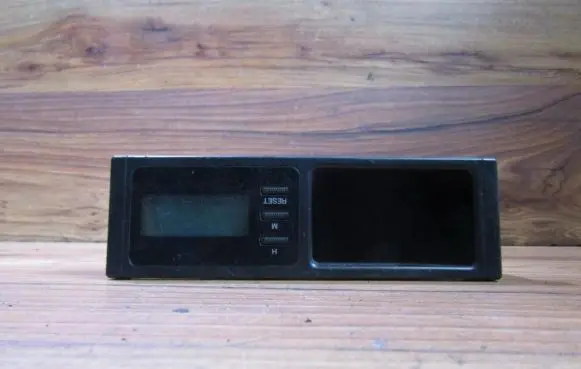 Mazda 323 F Screen/display/small screen