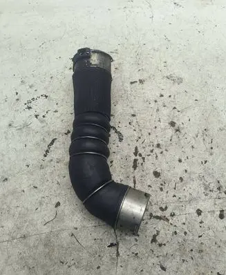 Infiniti EX Intercooler hose/pipe