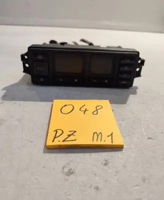Audi A4 S4 B5 8D Climate control unit 8L0820043D