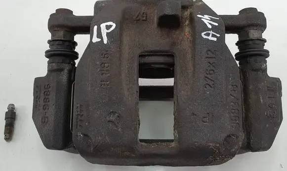 Mercedes-Benz A W169 Front brake caliper 9883/B