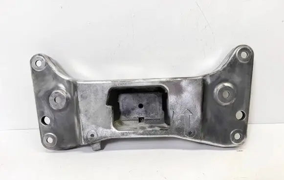 BMW 6 F06 Gran coupe Gearbox mounting bracket 6777613 22326777613
