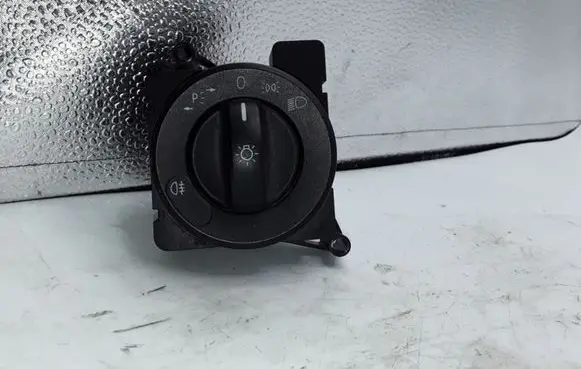 Volkswagen Crafter Light switch 9065450504 ZGS003