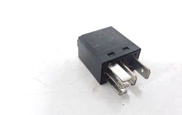 Volkswagen Sharan Other relay 7M0951253C