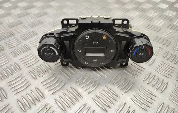 Ford Ecosport Climate control unit 8A6T18C612 8A6918C612