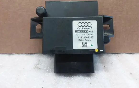 Audi A6 S6 C7 4G Fuel injection pump control unit/module 4G0906093F