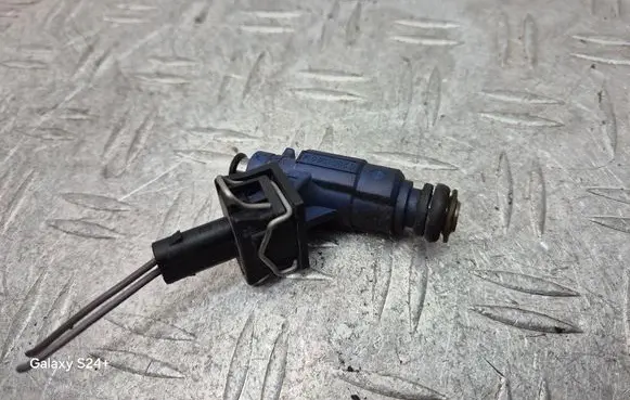 Chrysler Crossfire Fuel injector A1120780149 0280156014
