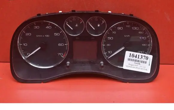Peugeot 307 Speedometer (instrument cluster) 9660470480
