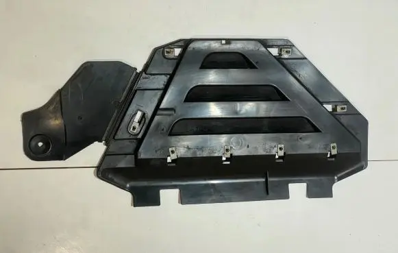 Ford Mustang VI Engine splash shield/under tray FR3B6P013BCW