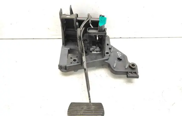 Citroen C5 Brake pedal 9654751180