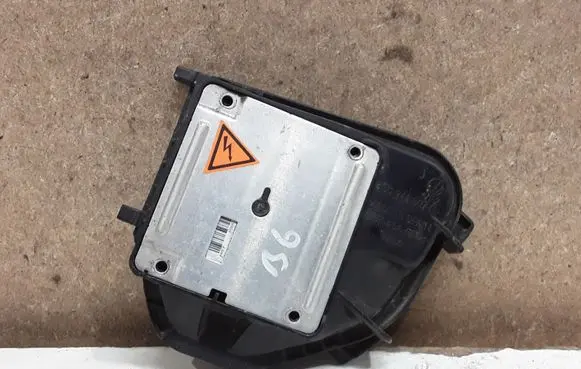Volkswagen PASSAT B6 Headlight ballast module Xenon 7L6941329A