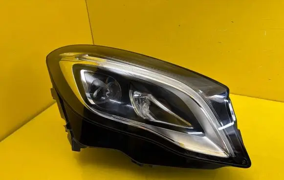 Mercedes-Benz GLA W156 X156 Headlight/headlamp A1569067000