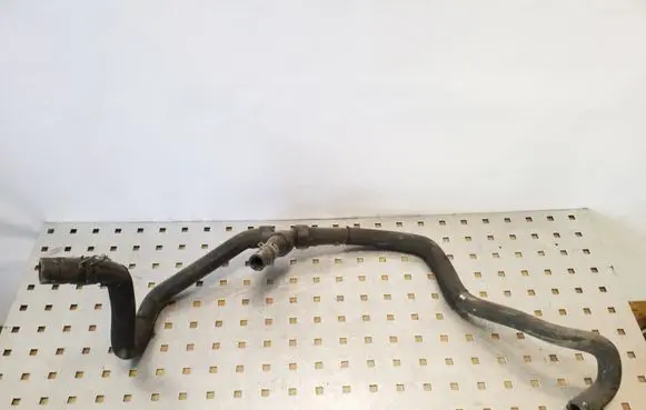 Nissan Note (E11) Engine coolant pipe/hose