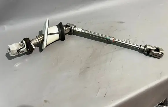 Mercedes-Benz GLE AMG (W166 - C292) Steering wheel axle A166460061006 9000919