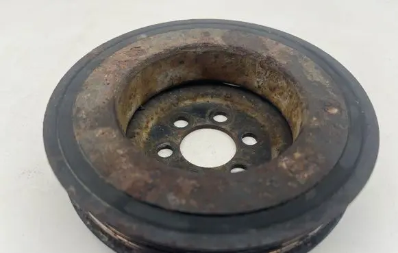 Audi A6 S6 C6 4F Crankshaft pulley 06F105243J