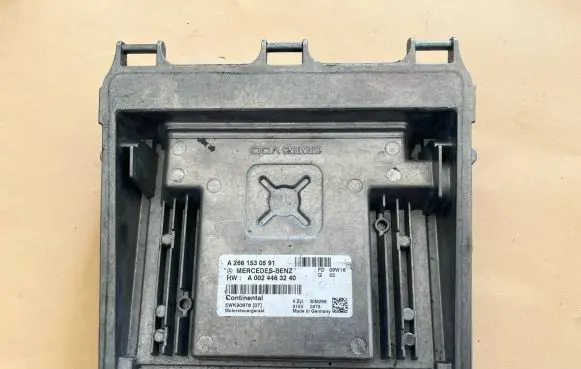 Mercedes-Benz B W245 Engine control unit/module A2661530591 A0024463240