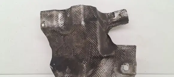 Mercedes-Benz C W204 Exhaust heat shield A2046802822