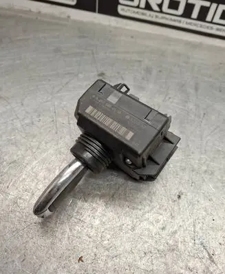 Mercedes-Benz S W220 Ignition lock A2075450108 33003213