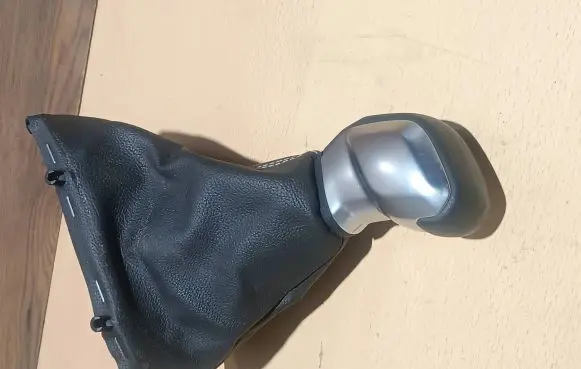 Gear lever shifter trim leather/knob