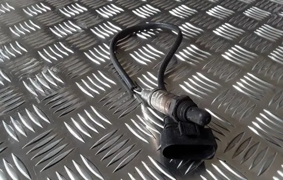 Audi A6 S6 C5 4B Lambda probe sensor 030906265AE 0258003544545