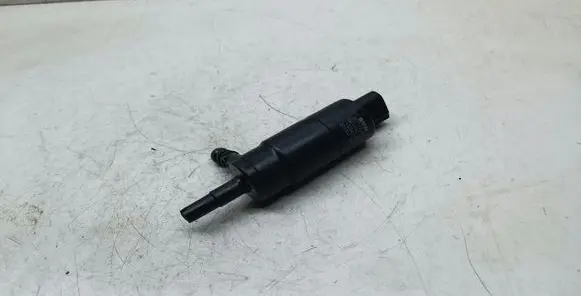 BMW 3 E90 E91 Headlight washer pump 8377430