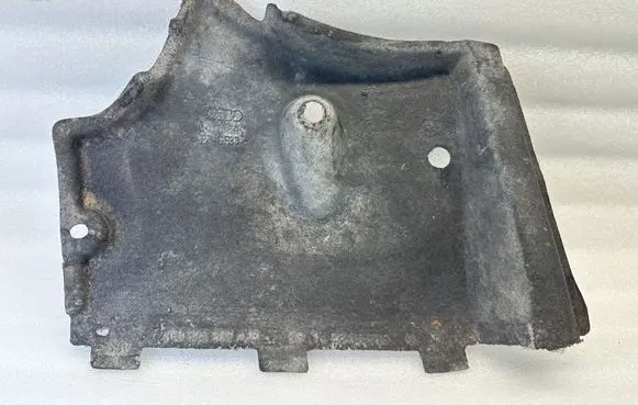 Audi A6 S6 C7 4G Center/middle under tray cover 4G0825202A 4G0825202B