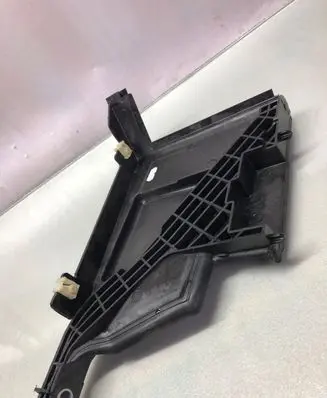 Mini One - Cooper F56 F55 Battery tray heat shield 7351481