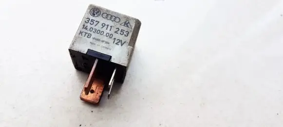 Volkswagen Golf III Other relay 357911253