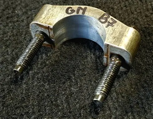 Chevrolet TrailBlazer Camshaft holder 