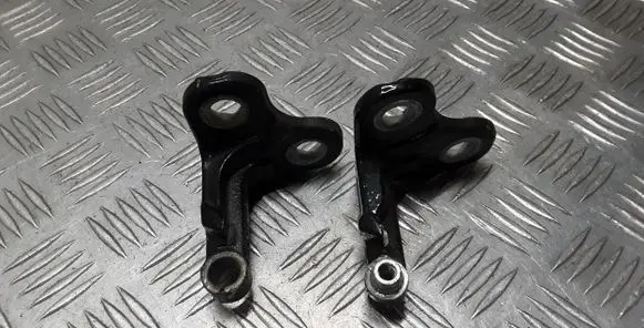 Rear door hinge set