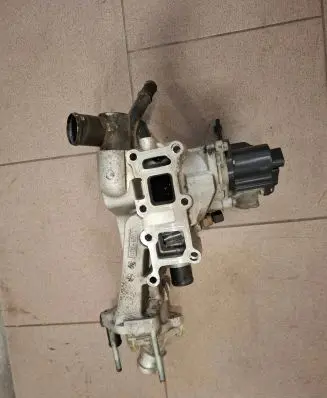 Hyundai ix35 EGR valve 284102F000