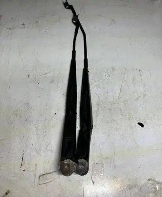 Skoda Rapid (NH) Front wiper blade arm 5JB955409