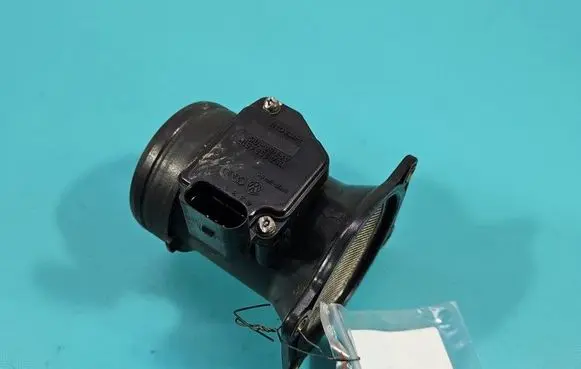 Volkswagen Golf IV Mass air flow meter 06A906461B IMPRK1576777