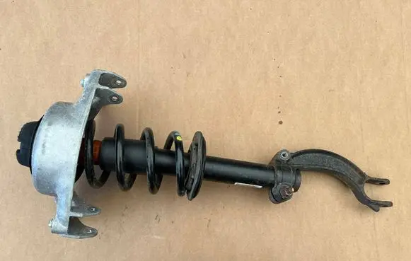 Audi Q5 SQ5 Coil spring mount 8K0412383F 8R0031BD