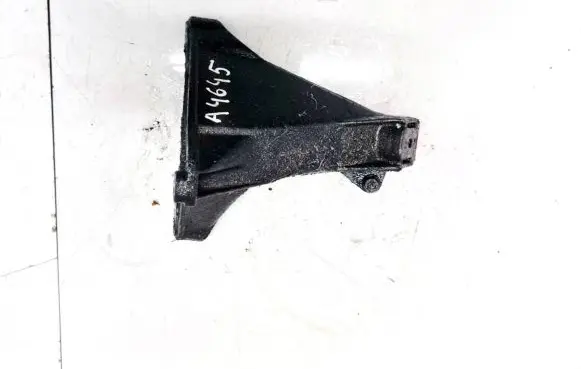 Audi A6 S6 C5 4B Engine mounting bracket 8d0199308