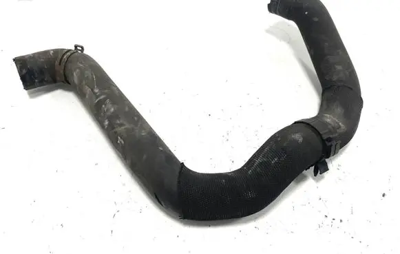 Mercedes-Benz A W169 Engine coolant pipe/hose