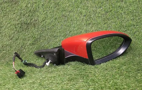 Volkswagen Jetta USA Front door electric wing mirror 263256030