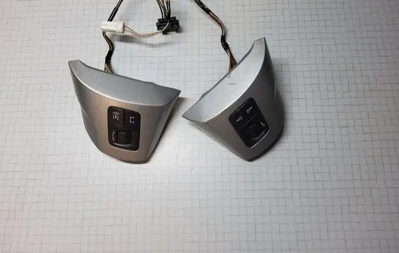Opel Corsa D Steering wheel buttons/switches 13222332 D060919 C060920