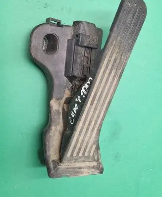 Volkswagen Caddy Accelerator throttle pedal 2K6723503A