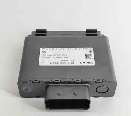 Audi A5 8T 8F Voltage converter/converter module 8K0959663 8K0959663B