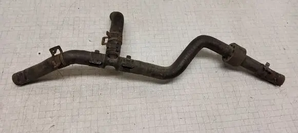 Volkswagen Polo IV 9N3 Engine coolant pipe/hose
