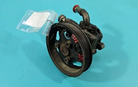 Volkswagen PASSAT B5.5 Power steering pump IMPRK1496594