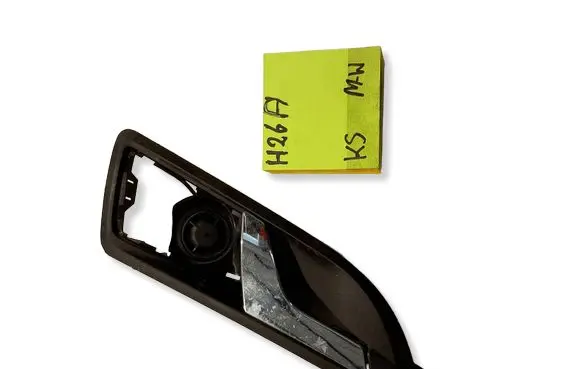 Skoda Octavia Mk2 (1Z) Front door interior handle 1Z0837248