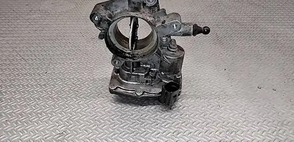 Opel Insignia A Throttle valve 55564164