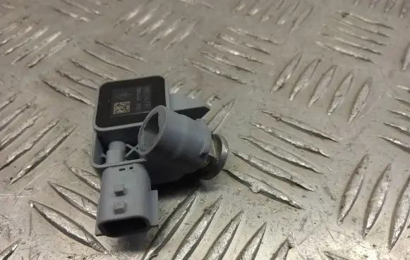 Renault Captur Airbag deployment crash/impact sensor 988339499R