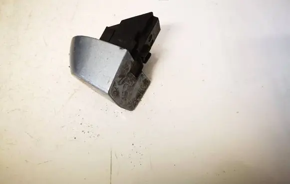 BMW 3 E90 E91 Loading door cover/cap 